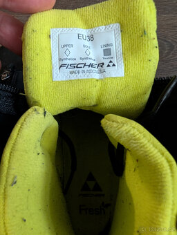 Prodám běžecké boty vel. 38 - 4