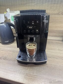 Dotykový kávovar delonghi magnifica start - 4