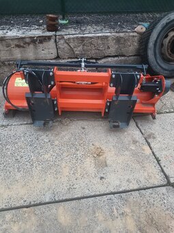 Zakladač trávníku - 4