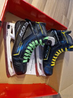 Brusle CCM 6D EUR 40,5 - 4