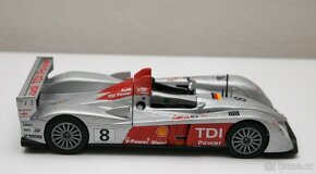 AUDI R10 TDI "Le Mans" 2006 Revell (1:24) - 4