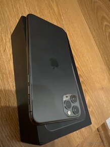 Apple iphone 11 pro max space grey - 4