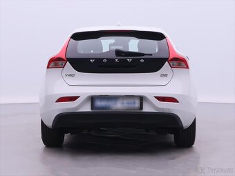 Volvo V40 2,0 D2 Drive-E Kinetic CZ 1Maj (2018) - 4