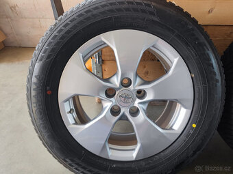 ALU disky 5x114.3 R17 Toyota RAV4 originál + pneu - 4