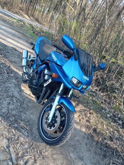 Yamaha Fazer fzs 600 - 4