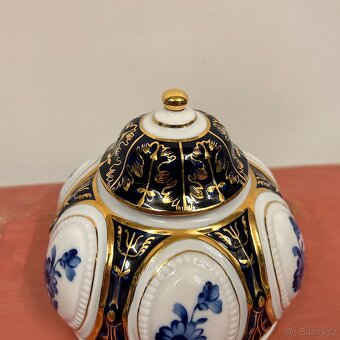Porcelánová dóza, cukřenka Royal Dux Bohemia, výška 12cm - 4