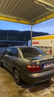 Nissan Almera 1.6i 74Kw - 4