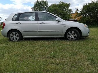 KIA CERATO 2004 BENZÍN DIGIKLIMATIZACE - 4