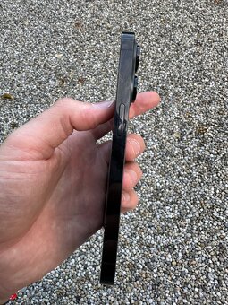 iPhone 14 pro baterie 100% - 4