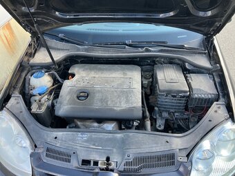 Volkswagen Golf V - 4