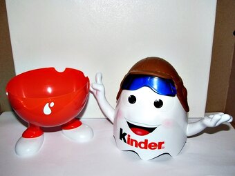 Kinder maxi vejce figurka Pilot, Ferrero dóza. - 4