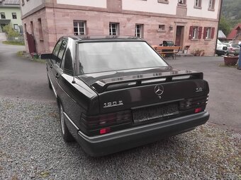 Mercedes Benz 190 - 4