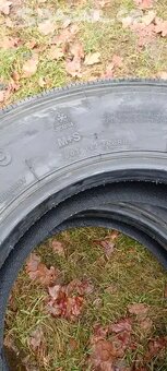 Prodám 2x zimní vodící nákladní pneu 235/75R17.5 - 4