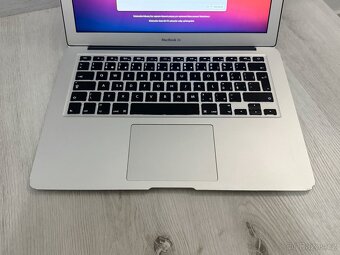 Apple MacBook Air 13" Early 2014 - i5 | 4GB RAM | 128GB SSD - 4