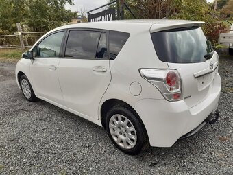 Toyota Verso - 4