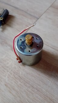 Různé díly decku Sony tc-fx - 4