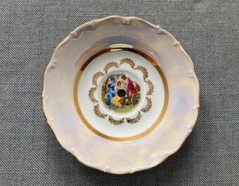 Porcelánové talíře a na etažér Tři Grácie Thun - 4