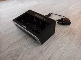 Nabíječka baterií Varta - 4