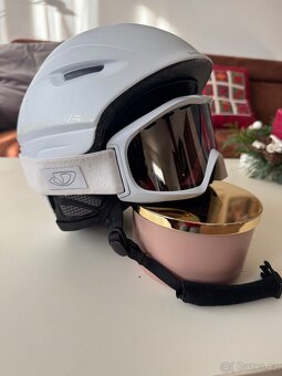 Lyžařská helma - 4