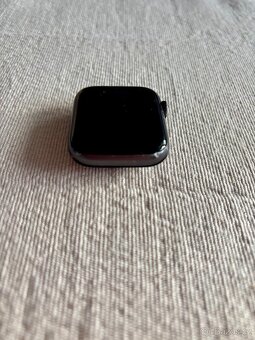 Apple Watch SE - 4