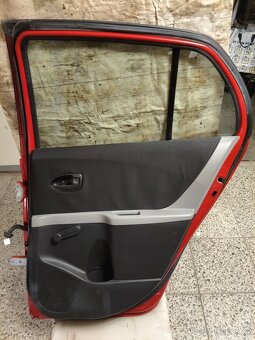 Toyota Yaris dveře - 4