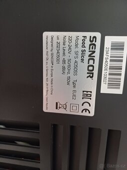 Sencor SFS 4050SS ELEKTRICKÝ KRÁJEČ POTRAVIN - 4