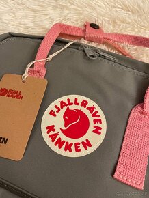 Batoh Fjällräven Kanken sivý s ružovými popruhmi - 4
