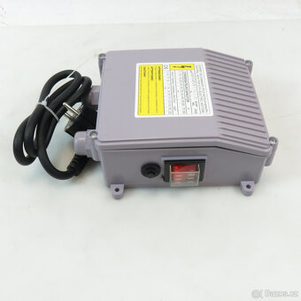 Hlubinné čerpadlo do vrtu 1100W rozbalené 4000 l/h - 4