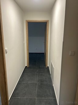 Pronajmu byt 3+kk včetně parkovacího stání a zahrady - 4
