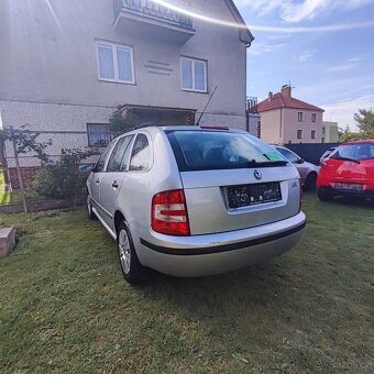 Škoda fábia 1.2 benzín rok 2007 - 4