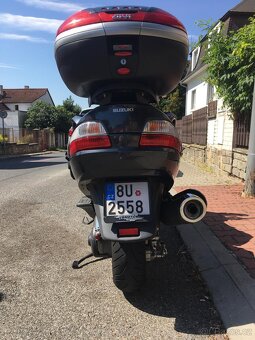 Suzuki Burgman 650 Executive - Praha - 4