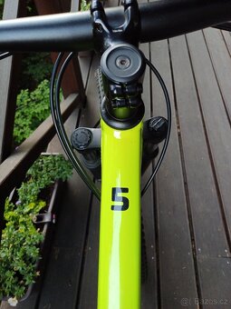 KOLO TREK MERLI 5 27.5 - 4