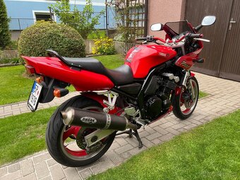 Yamaha Fazer 600 - 4