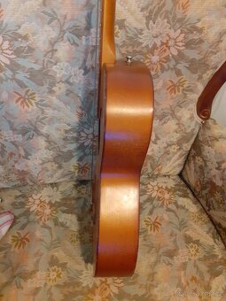Kytara Framus-1977 - 4