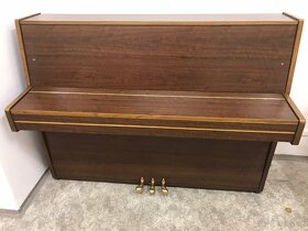 Nabízím krásné pianino TOYO - 4