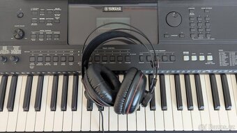 Prodám klávesy YAMAHA PSR-EW400 + příslušenství - 4