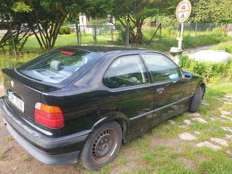BMW e36 benzín 1.6 compakt - 4