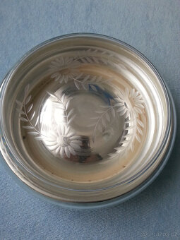 Nástolec skleněný s kovovým podstavcem - 4