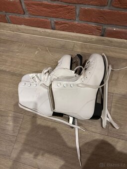 Dámské lední brusle vel 39 - 4