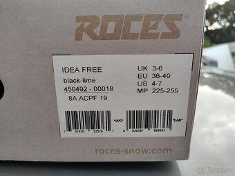 Lyžařský set sjezdové lyže, boty, hůlky - 4