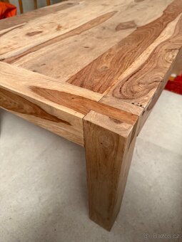 Dřevěný konferenční stolek - 4