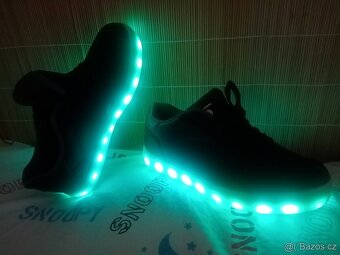 Svítící boty Sketchers - 4