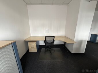 Kancelářský nábytek - 4