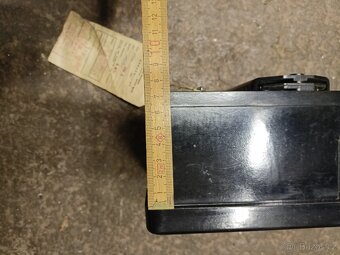 Voltmetr bakelitový ručičkový, do panelu - 4