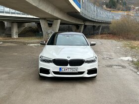 BMW M550i - 4