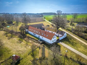 Prodej chalupa, 399 m2 - Křelovice - Jiřičky, ev.č. 00781 - 4