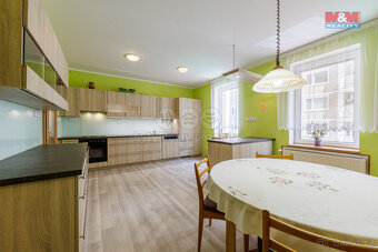 Prodej rodinného domu, 224 m², Kraslice, ul. Pod nádražím - 4
