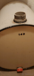 Demižony 50l 6 ks. a plastová bečka 140l - 4