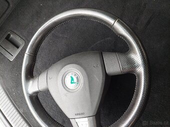Volant Škoda Octavia 2 RS před FL 2004-2008 - 4