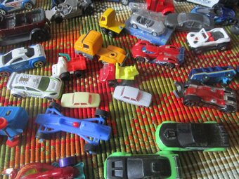 Retro autíčka-plechová atd. - 4